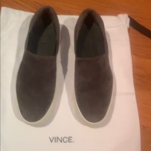 Vince Warren Suede sneakers worn only Once